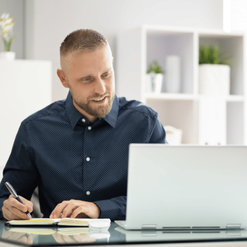 Mid-level employee gaining career clarity through 1-to-1 career coaching using Career Navigator’s professional development tools.
